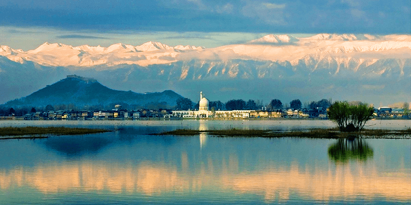 Hazratbal Shrine